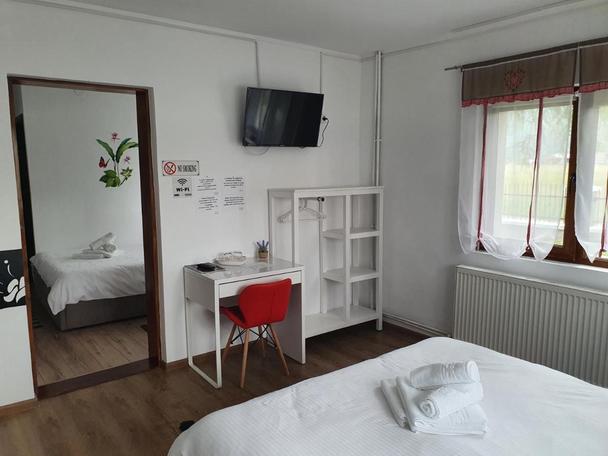 Hotel Casa Saga Gura Humorului Esterno foto